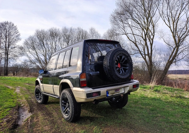 Suzuki Vitara cena 25900 przebieg: 240000, rok produkcji 1996 z Białystok małe 232